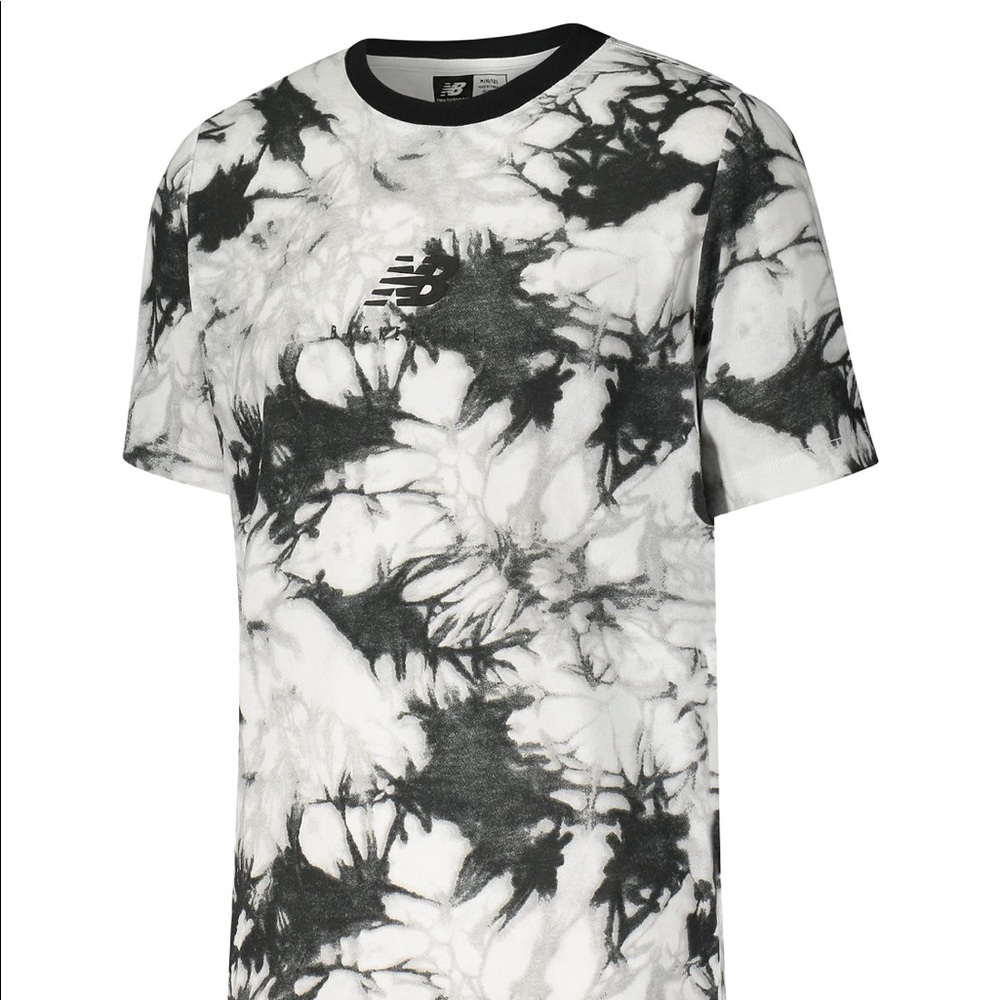 Boy’s Size Large New Balance Kids Basketball Tie-Dye Tee